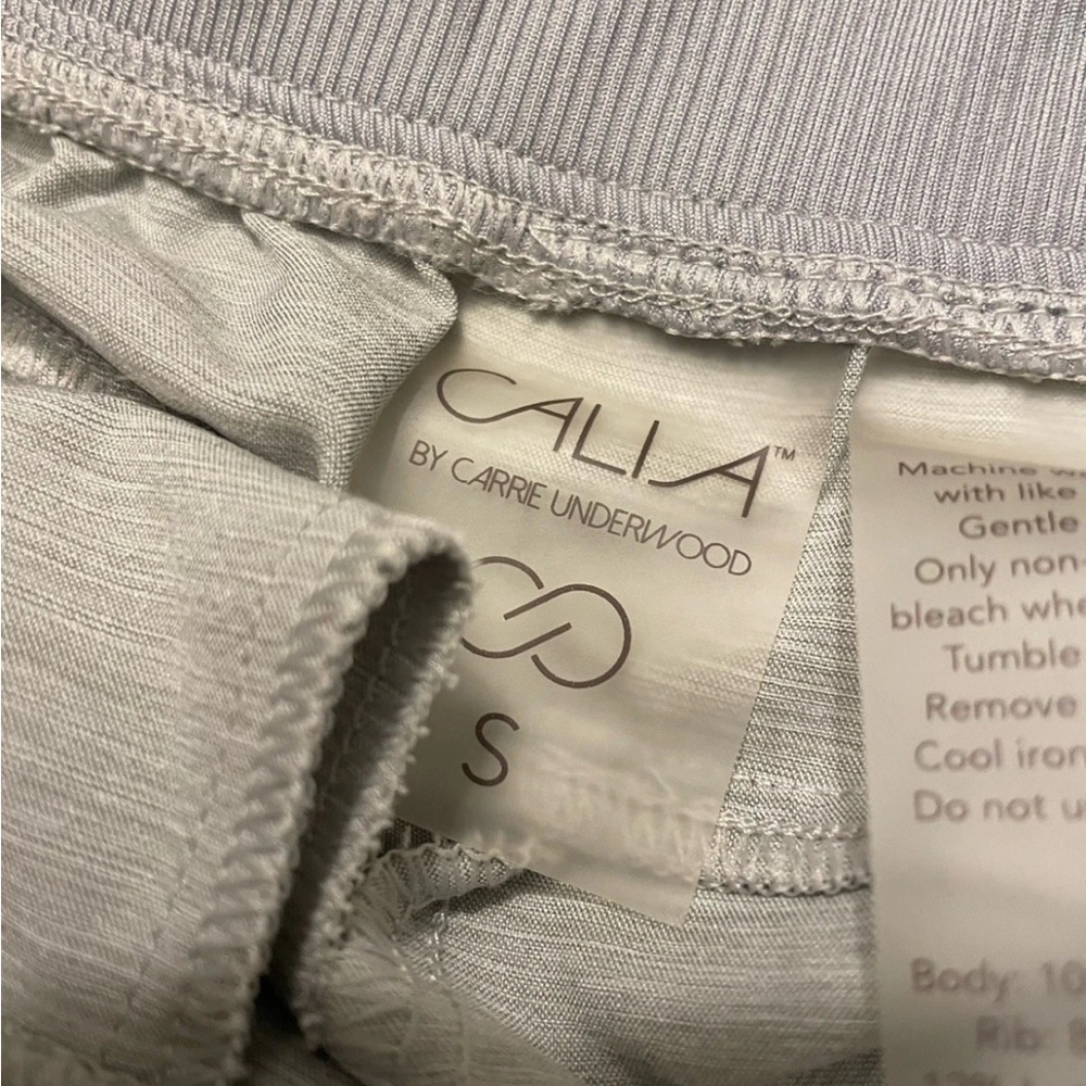NWOT Calia by Carrie Underwood Anywhere Shorts Light Grey Size S running yoga - Picture 5 of 8